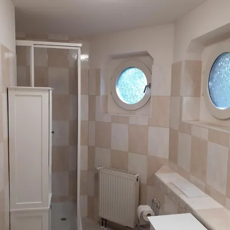 Fiore Gaestezimmer Gæstehus