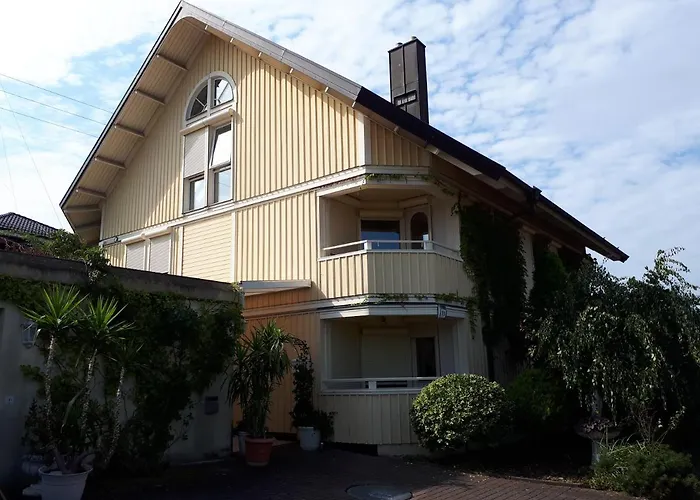 Fiore Gaestezimmer Konukevi Esselbach
